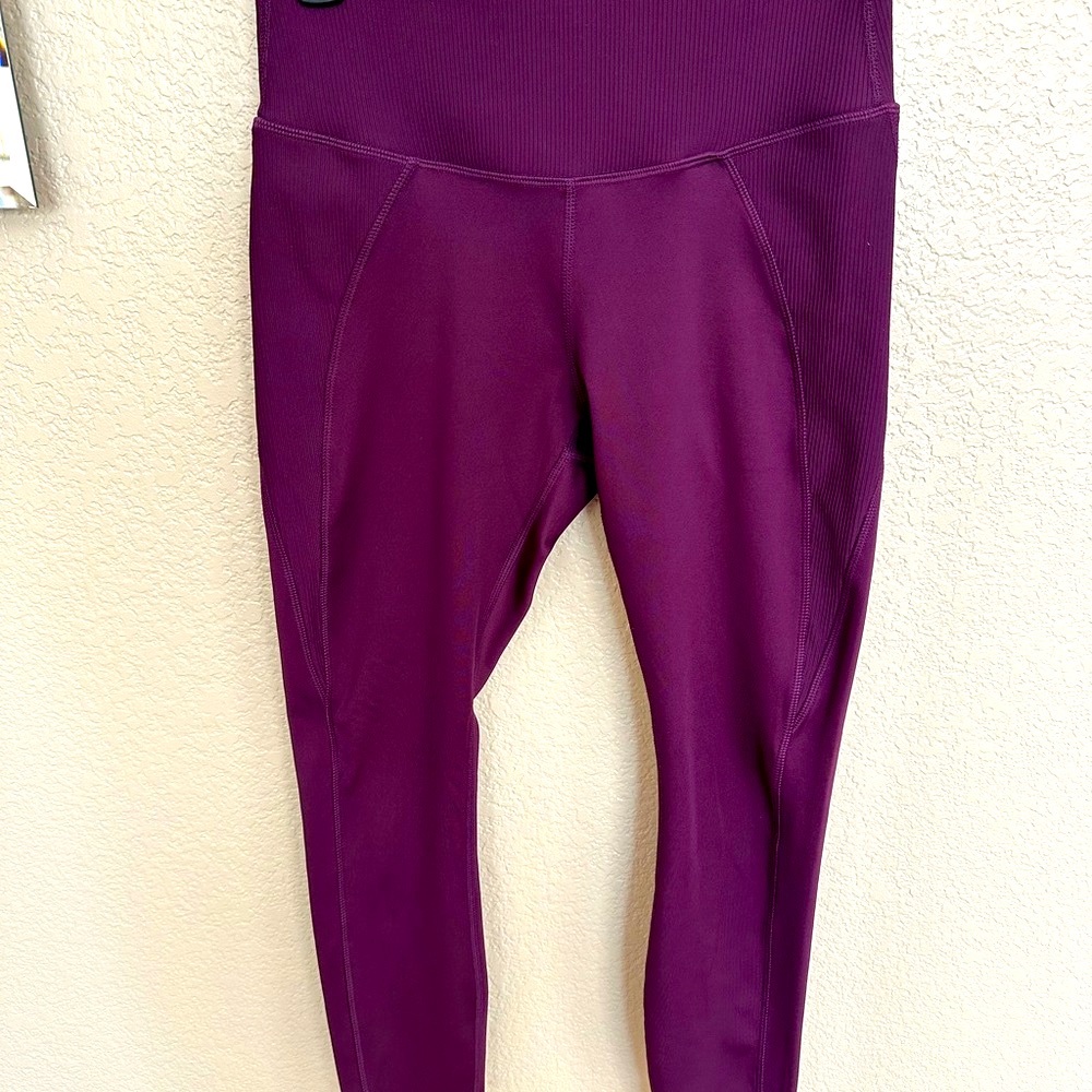 Chic Plum High-Waisted Leggings